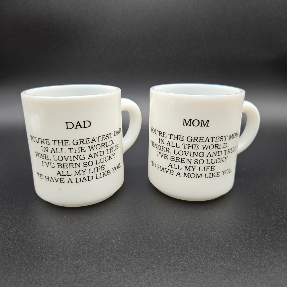 Vintage Milk Glass Mom & Dad Mug Set - Retro Poem Graphic Coffee Cups - 2pc Set